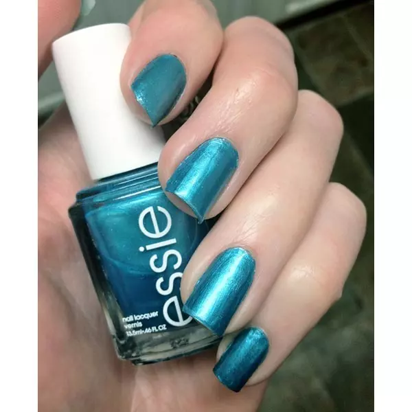 Essie Nail Polish 13.5ml 736 Beach Bum Blu Essie Nail Polish 13.5ml 736 Beach Bum Blu