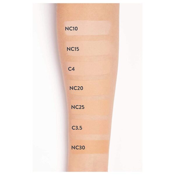 MAC Foundation 30ml Studio Fix Fluid NC20