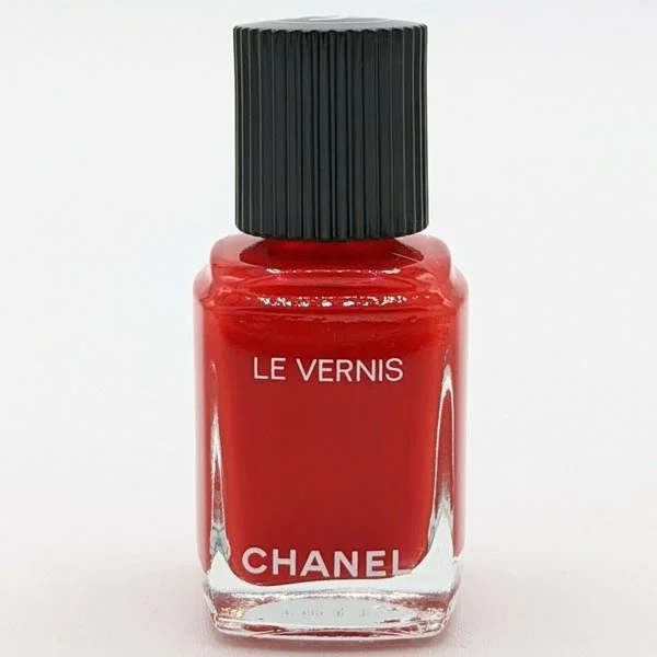 LOT OF 12  Chanel Le Vernis Nail Colour  ASSORTED RED  PINK COLORS  inglesefecom