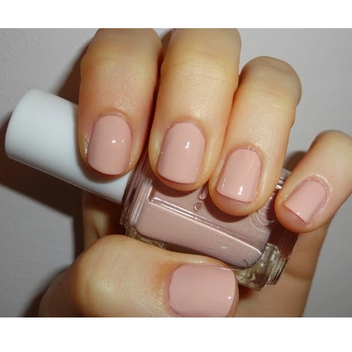 Essie Nail Polish 13.5ml 744 Topless And Barefoot