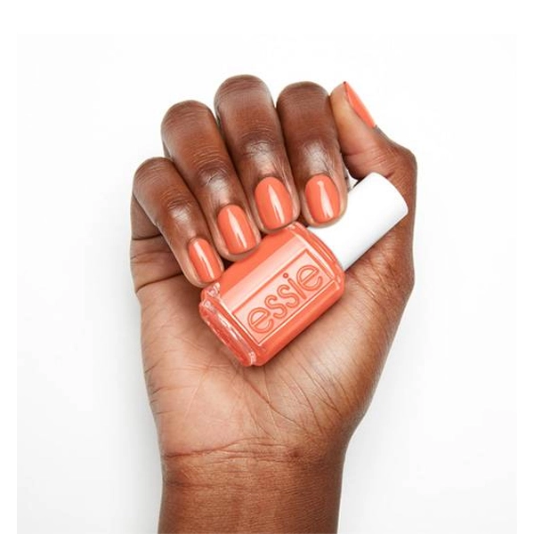 Essie 13.5ml Nail Polish Resort Fling Essie 13.5ml Nail Polish Resort Fling